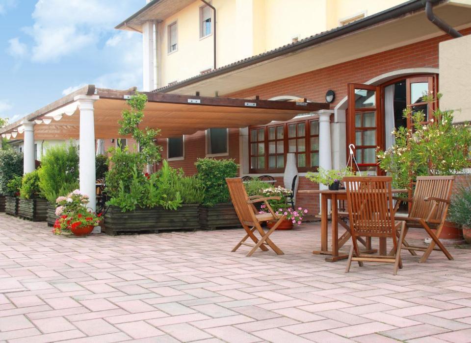 Hotel Tagliere D'Oro Paitone Extérieur photo